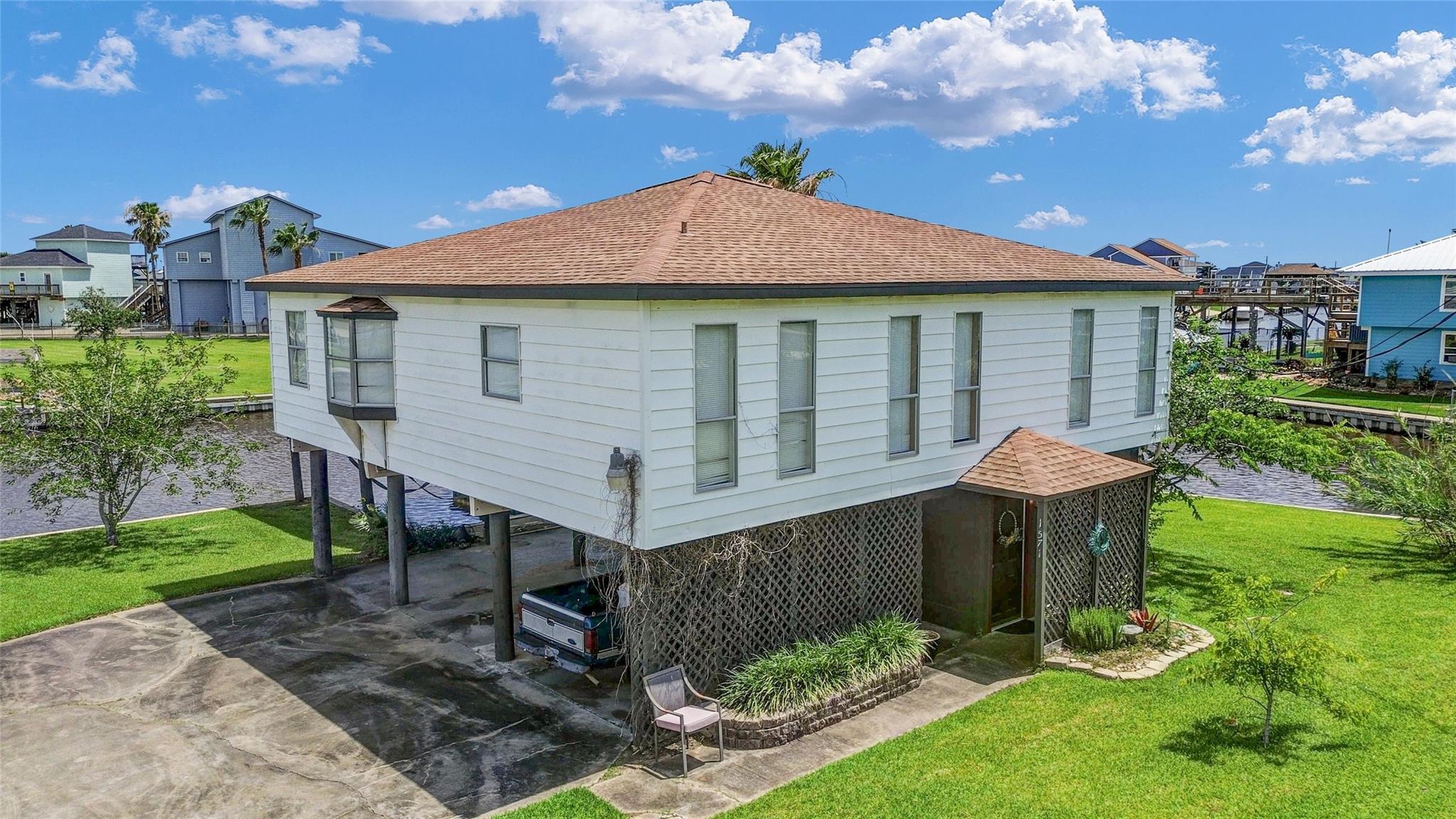 1571 Blue Water Drive