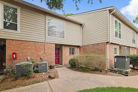 Photo of 5005 Georgi Lane #73, Houston, TX 77092 (MLS # 64805971)