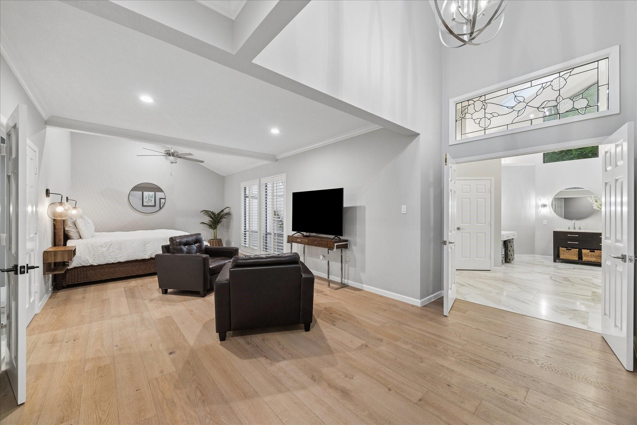 2411 Oakbank Drive