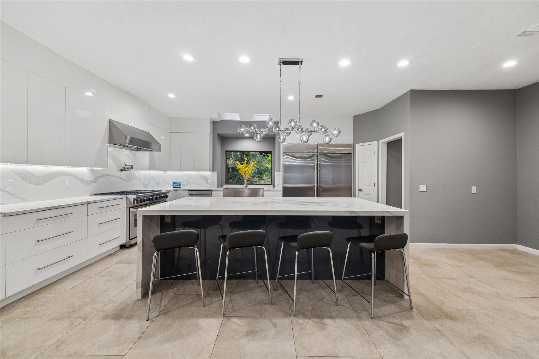 2411 Oakbank Drive