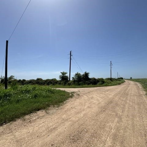 Photo of 13 S County Road 271, Eagle Lake, TX 77434 (MLS # 63012591)