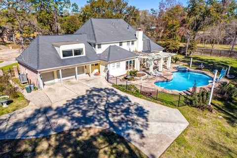 Photo of 1407 Ella Circle, Houston, TX 77090 (MLS # 84865002)