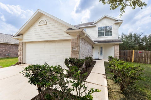 Photo of 1931 Blossom Breeze Lane, Rosenberg, TX 77469 (MLS # 28499111)