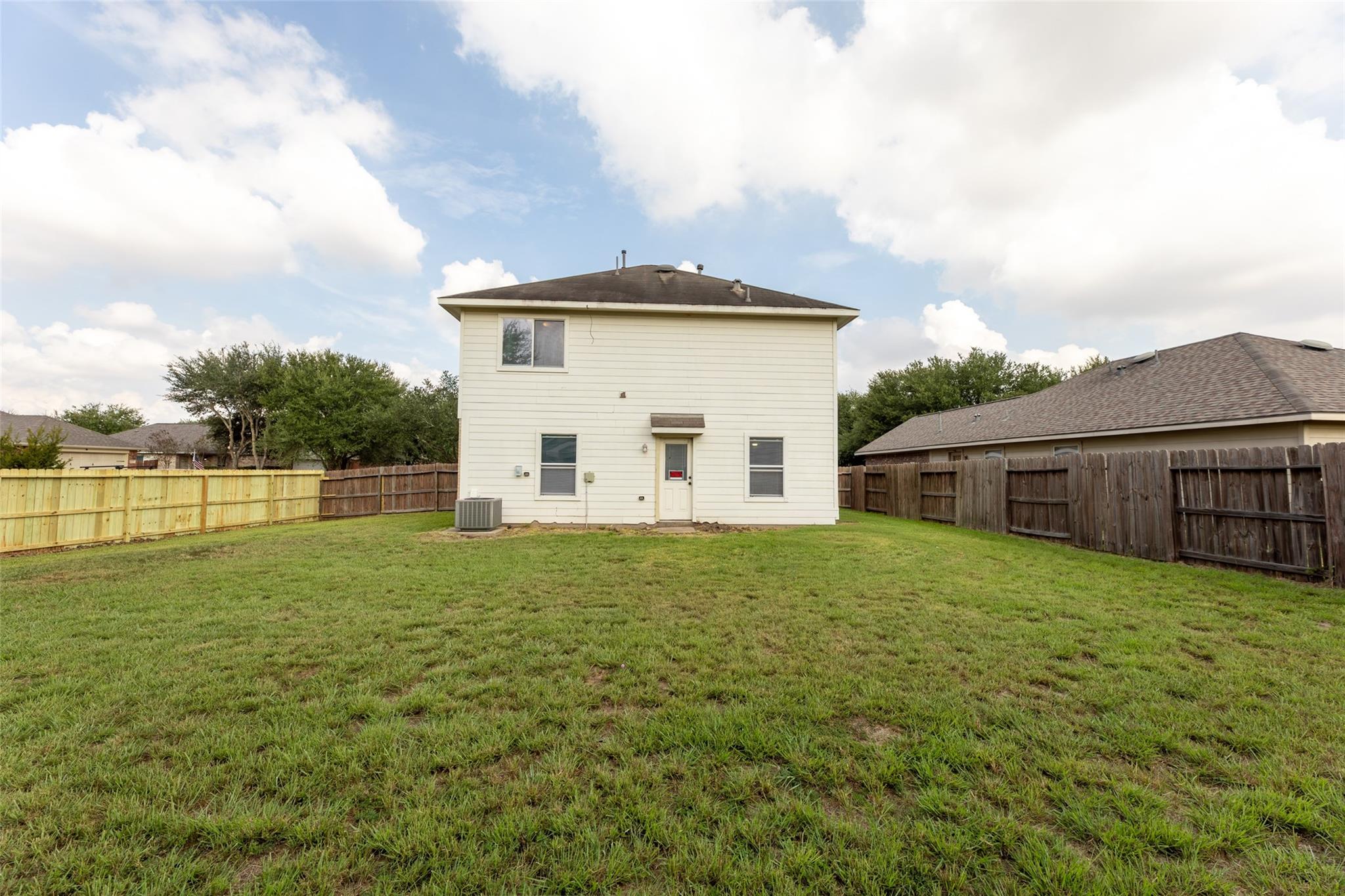 1931 Blossom Breeze Lane