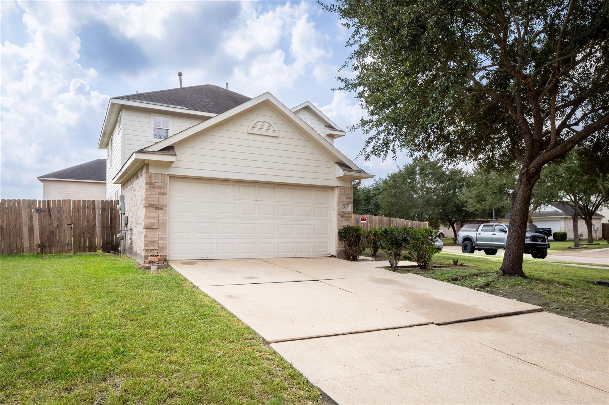 1931 Blossom Breeze Lane