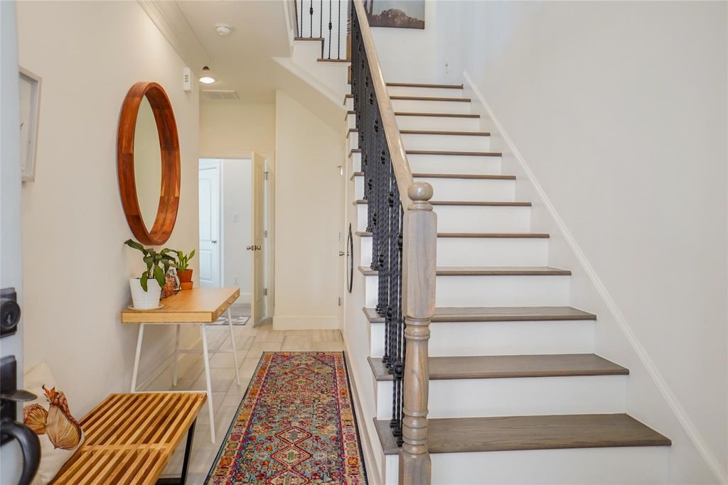 Photo of 5636 Kiam Street #A, Houston, TX 77007 (MLS # 48211559)
