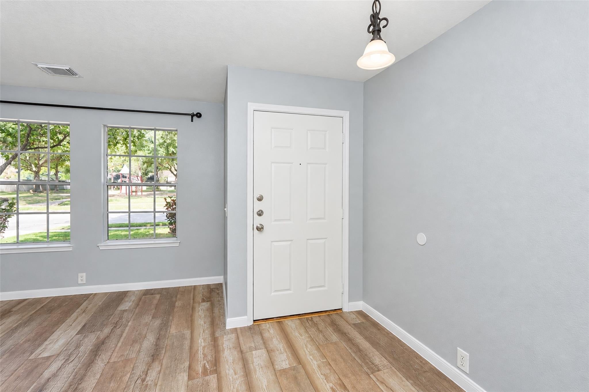 21203 Somerset Park Lane