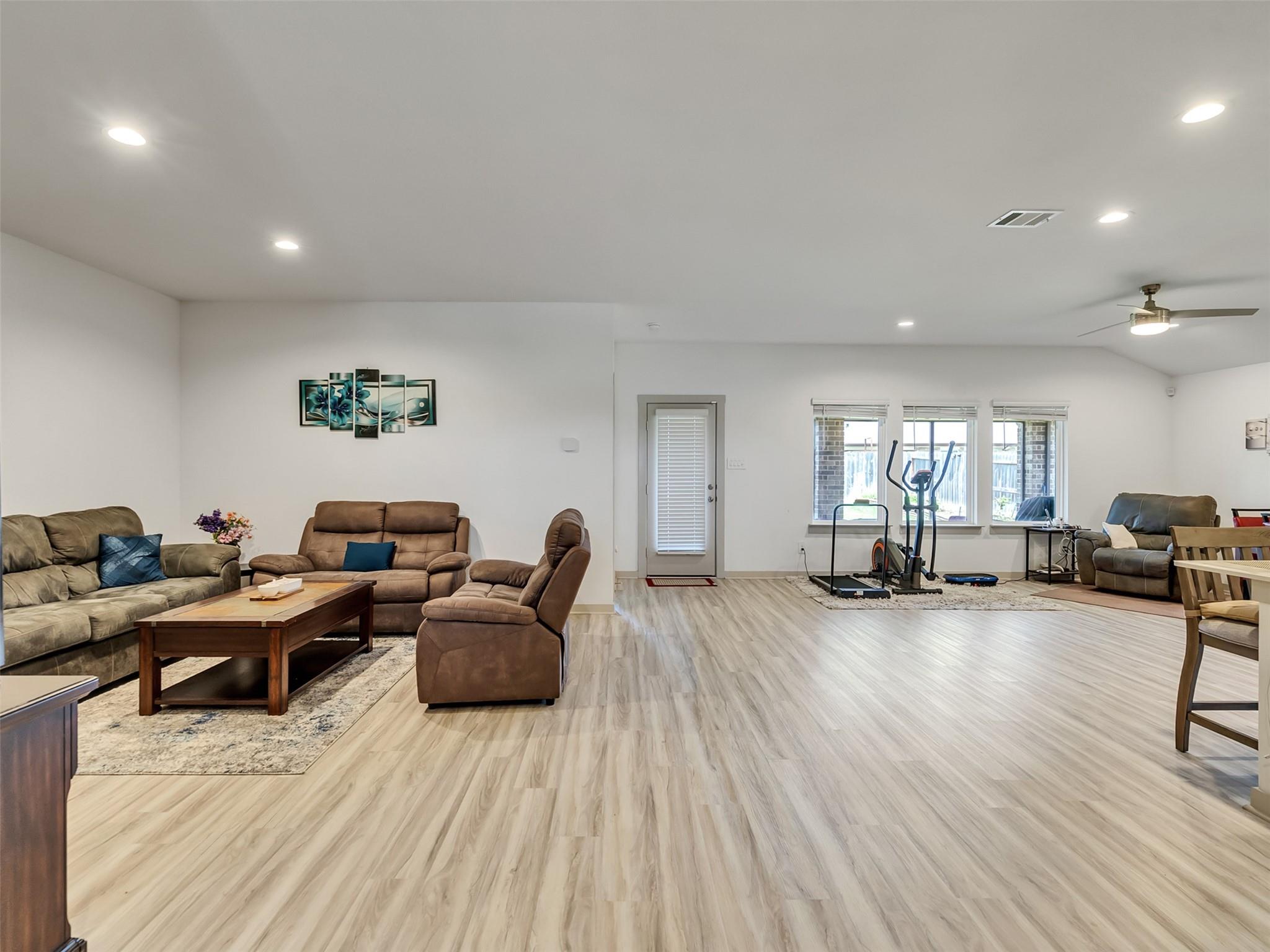 3438 Lake Landing Lane