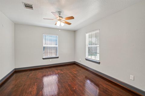 Tiny photo for 7623 Mchenry Street, Houston, TX 77087 (MLS # 41180571)