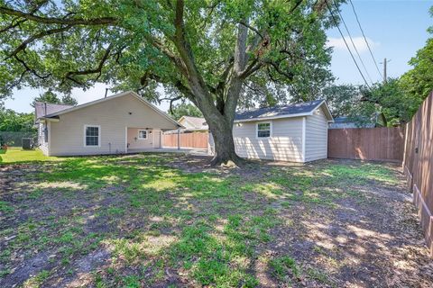 Tiny photo for 7623 Mchenry Street, Houston, TX 77087 (MLS # 41180571)