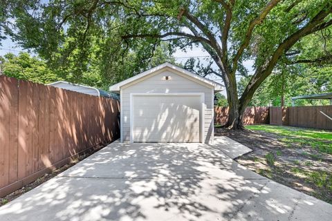 Tiny photo for 7623 Mchenry Street, Houston, TX 77087 (MLS # 41180571)