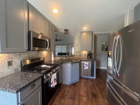 6007 Shining Leaf Court Katy TX 77449