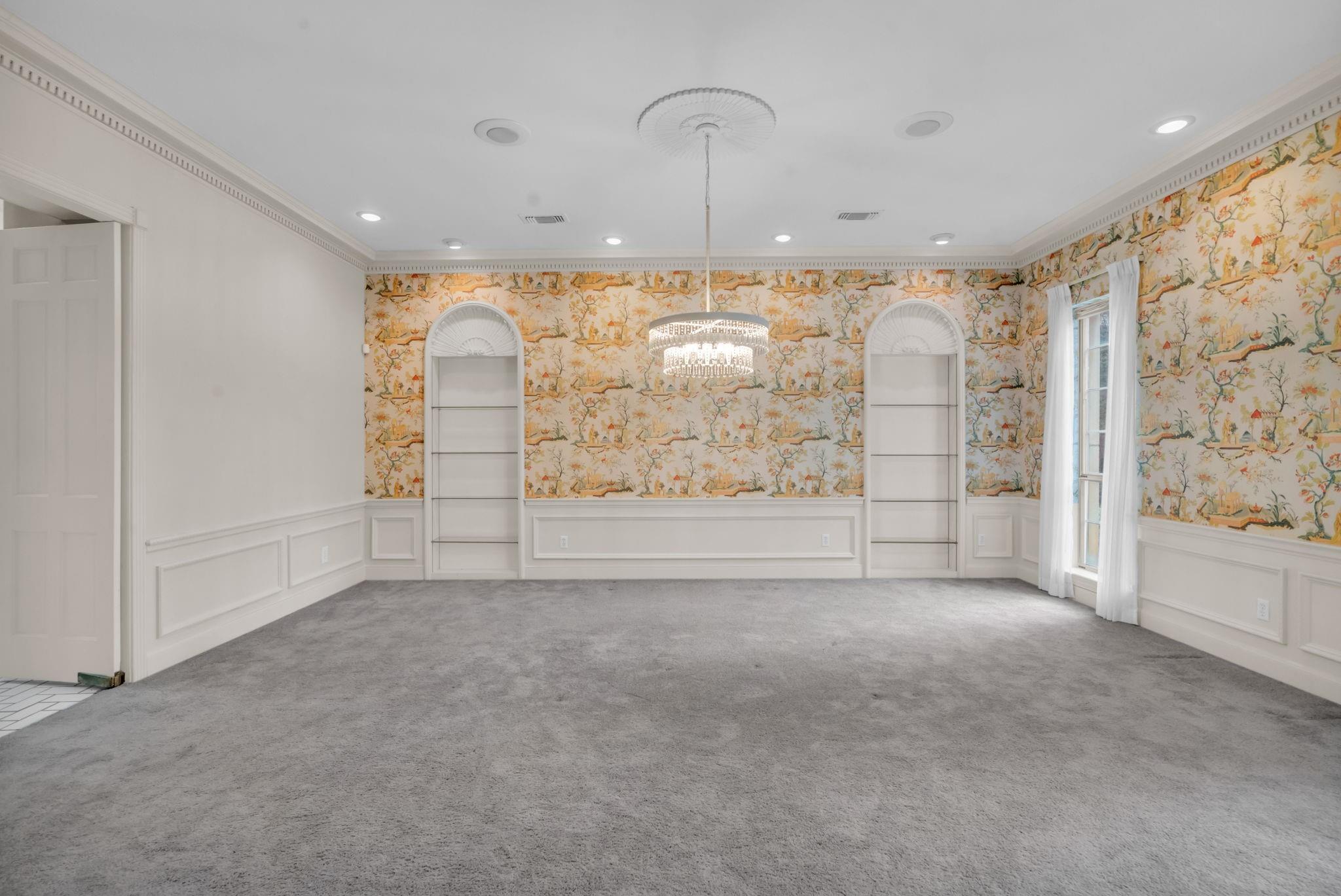 901 Longmire Road 54