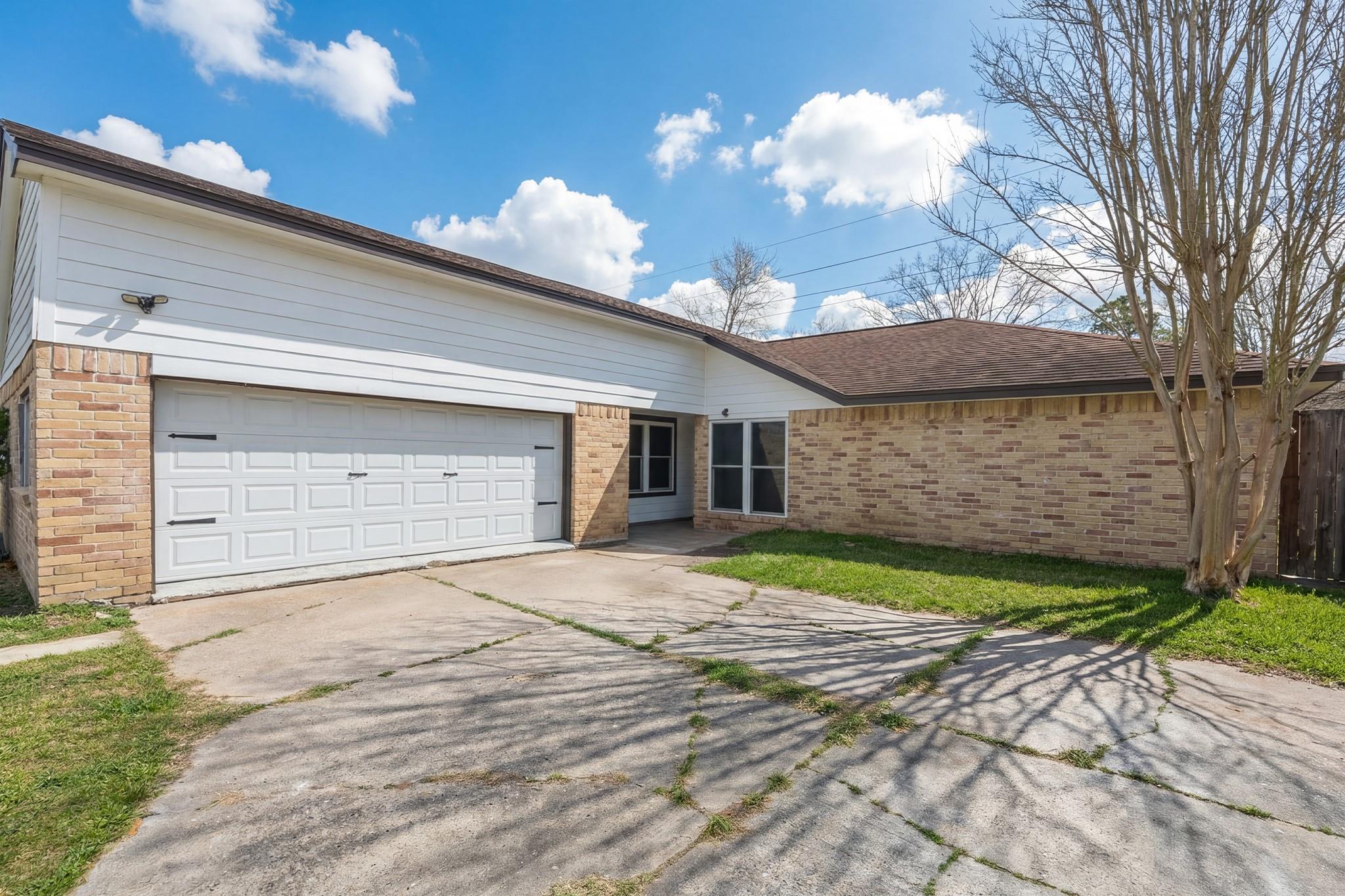 5819 Sunnygate Drive