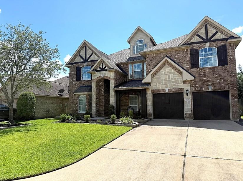 25207 Pineglen Terrace Drive