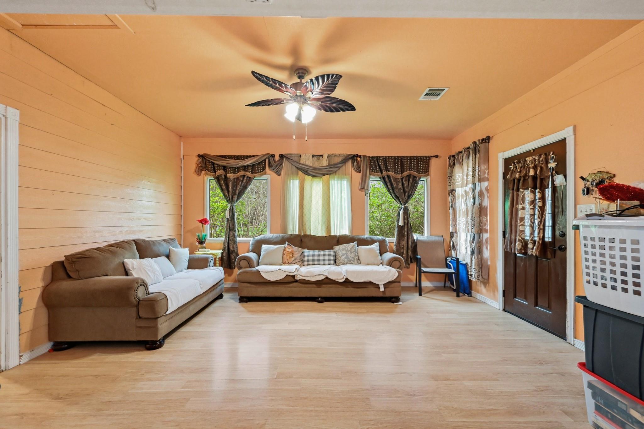 2137 Honey Tree Street