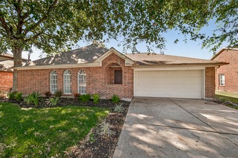 Photo of 4614 Monaco Lane, Pasadena, TX 77505 (MLS # 80254390)