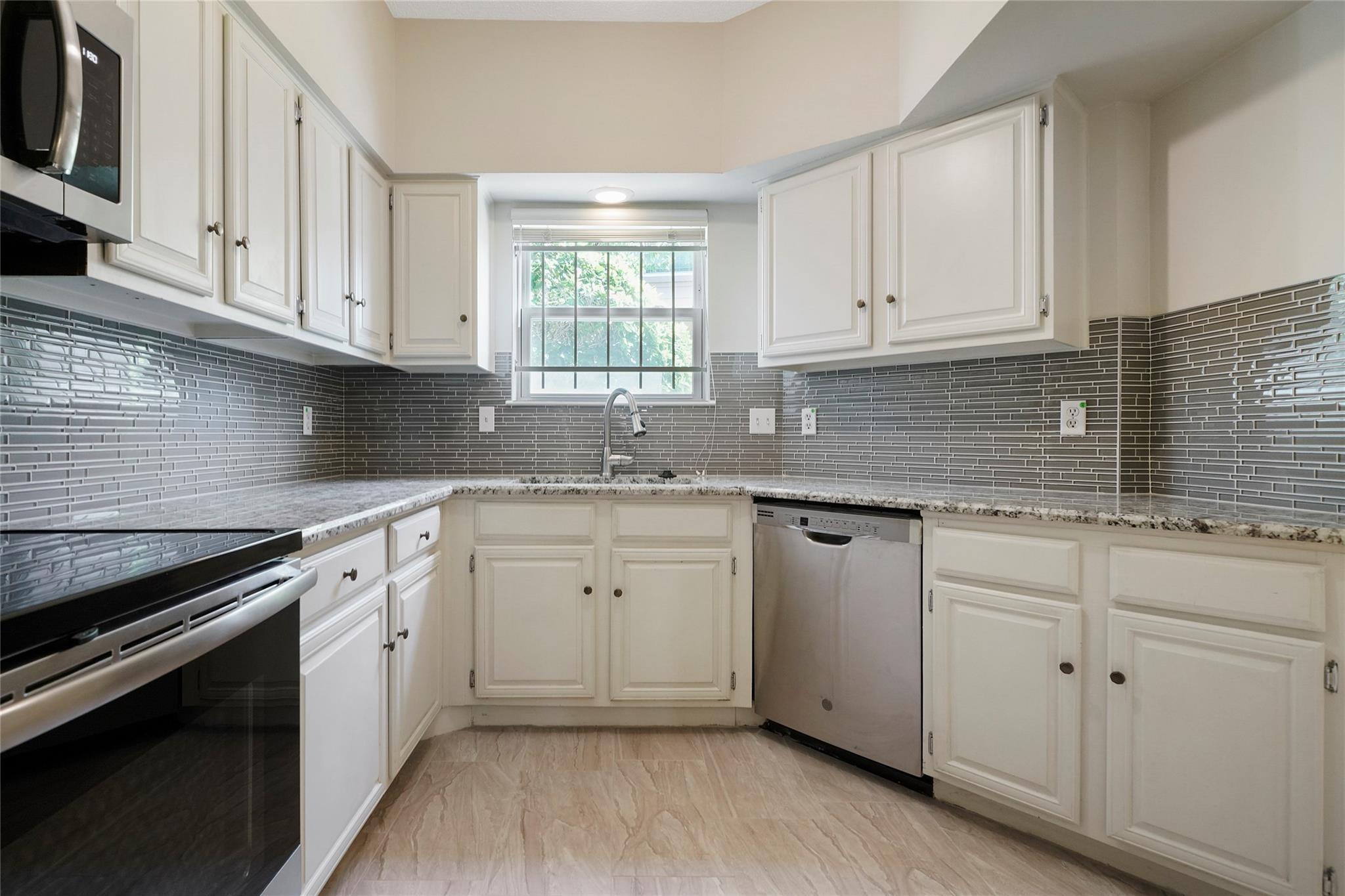 5939 Woodway Place Court