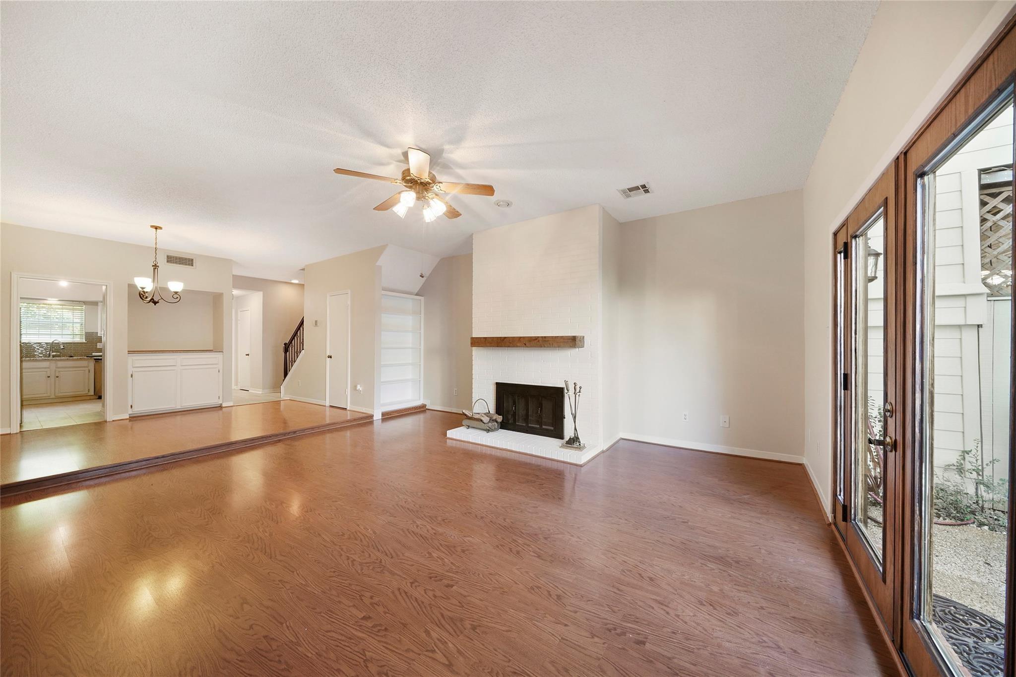 5939 Woodway Place Court