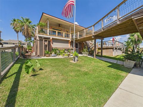 Photo of 1067 Redfish Street, Bayou Vista, TX 77563 (MLS # 1078427)