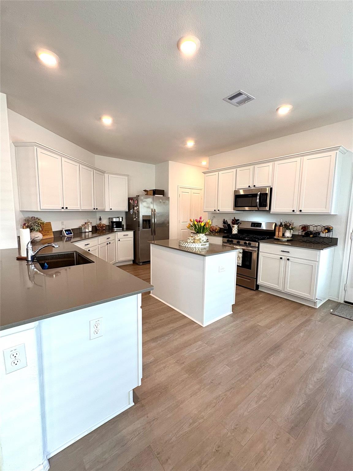 9907 Summer Peony Court