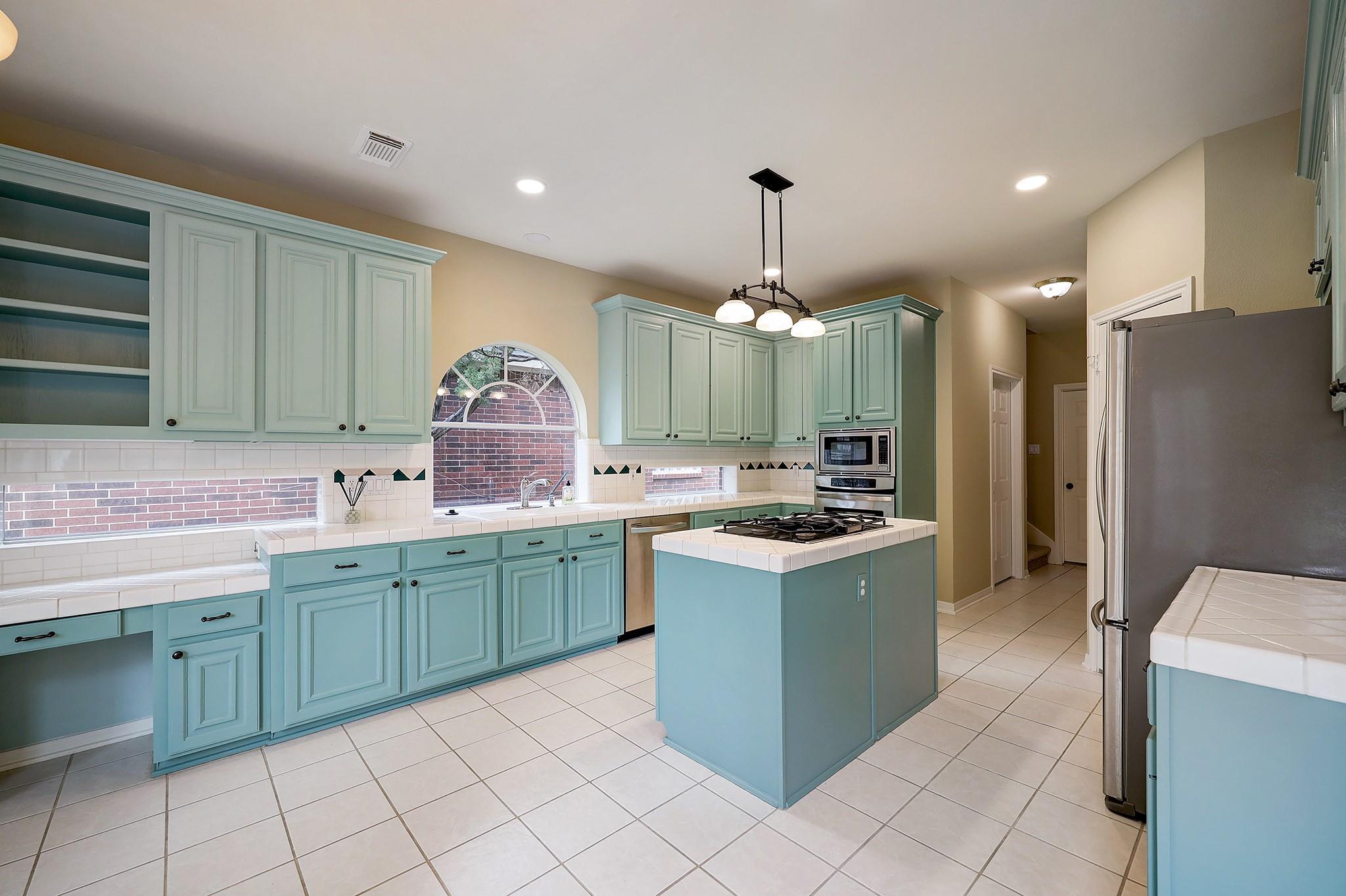 4511 Golden Pond Court