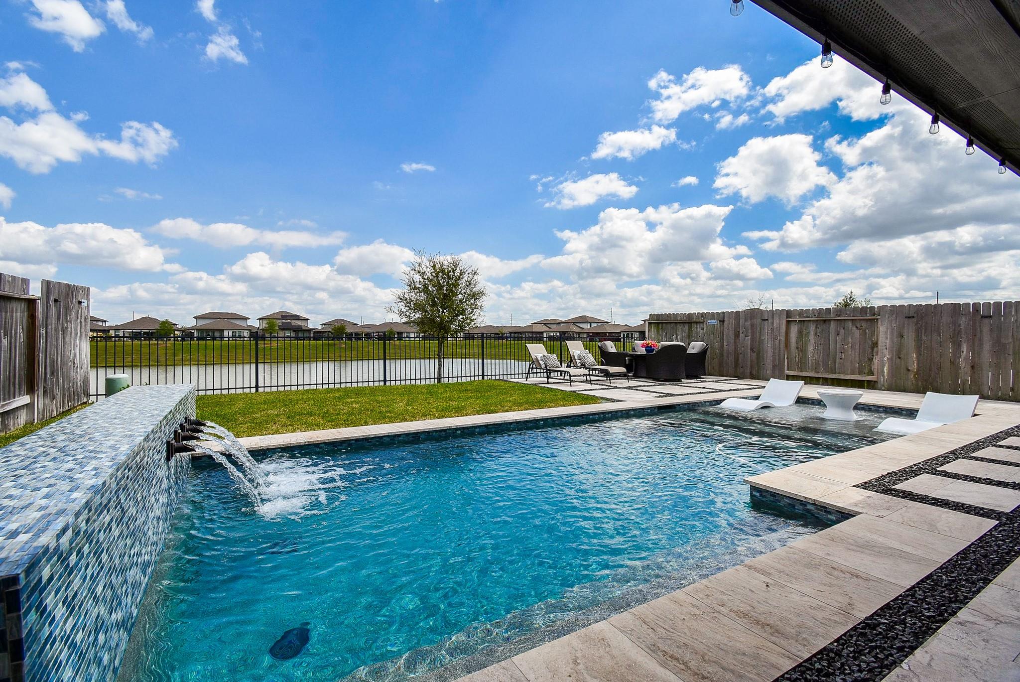 7523 Victoria Brook Trace