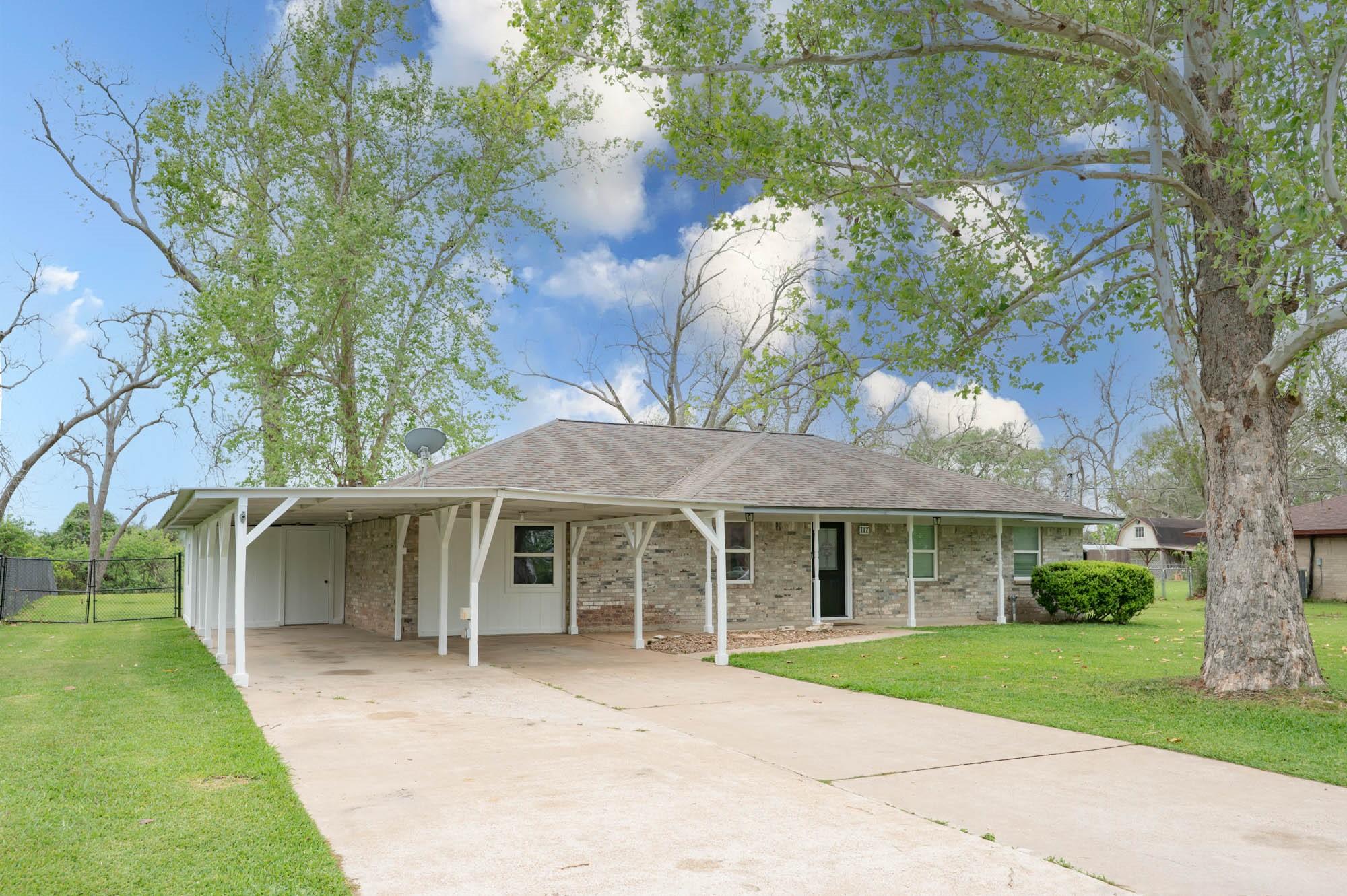 117 W Mahan Street