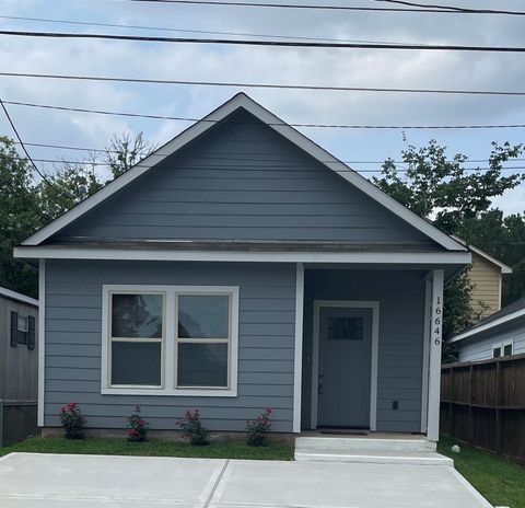 Photo of 16646 Meadowcroft, Montgomery, TX 77316 (MLS # 87394516)