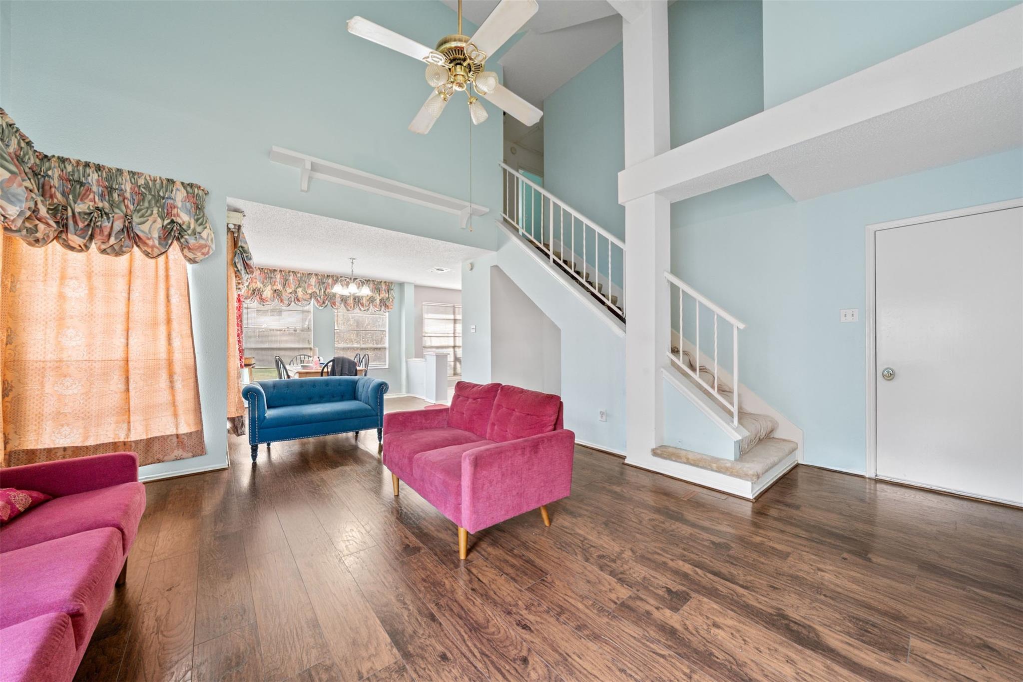 6211 Sandy Hollow Drive
