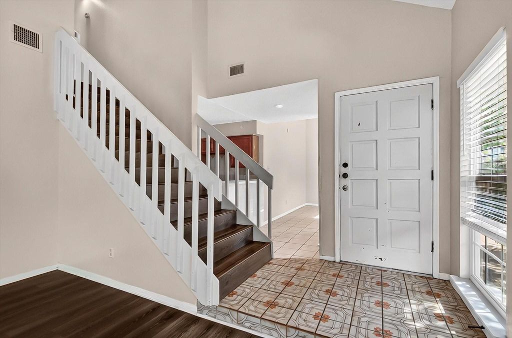 Photo of 8667 Vinkins Road, Houston, TX 77071 (MLS # 27431289)