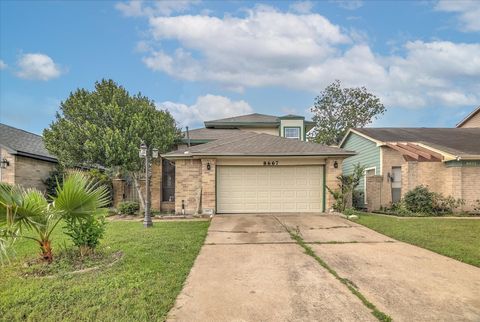 Photo of 8667 Vinkins Road, Houston, TX 77071 (MLS # 27431289)
