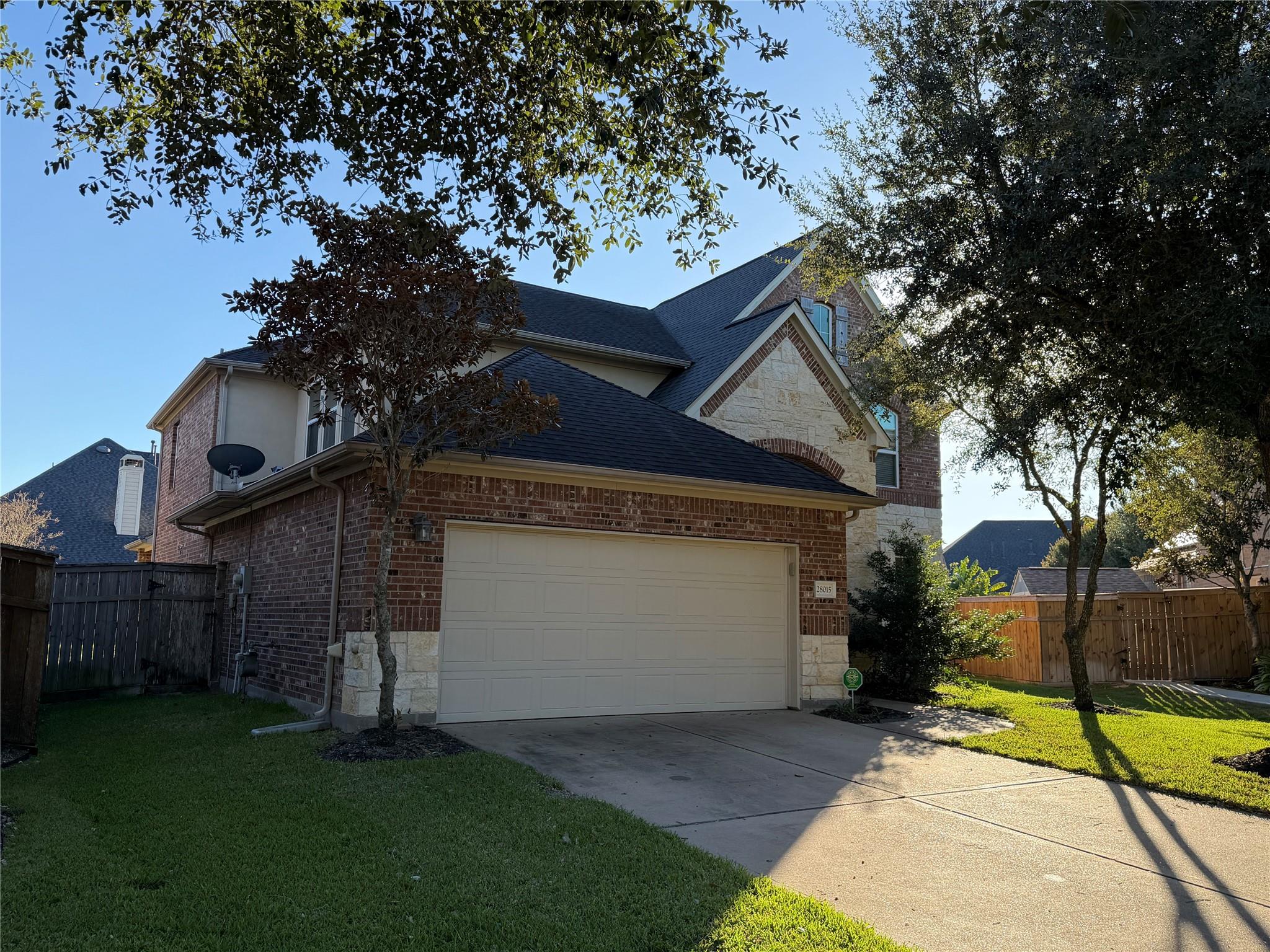 28015 Silverstream Court