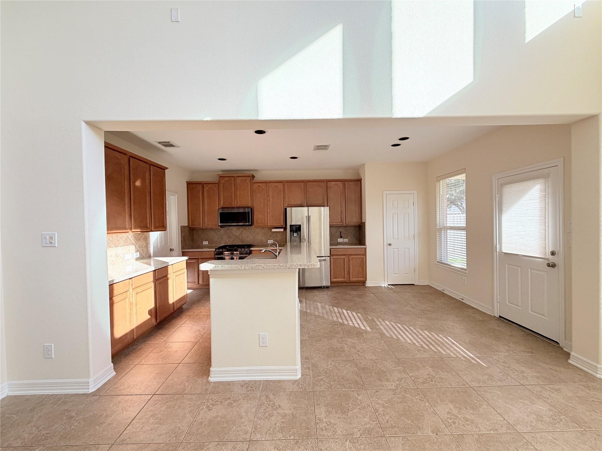 28015 Silverstream Court