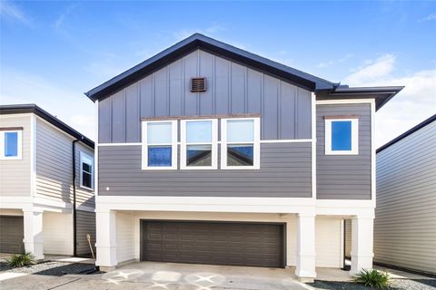 Photo of 2514 Terry Street, Houston, TX 77009 (MLS # 10737884)