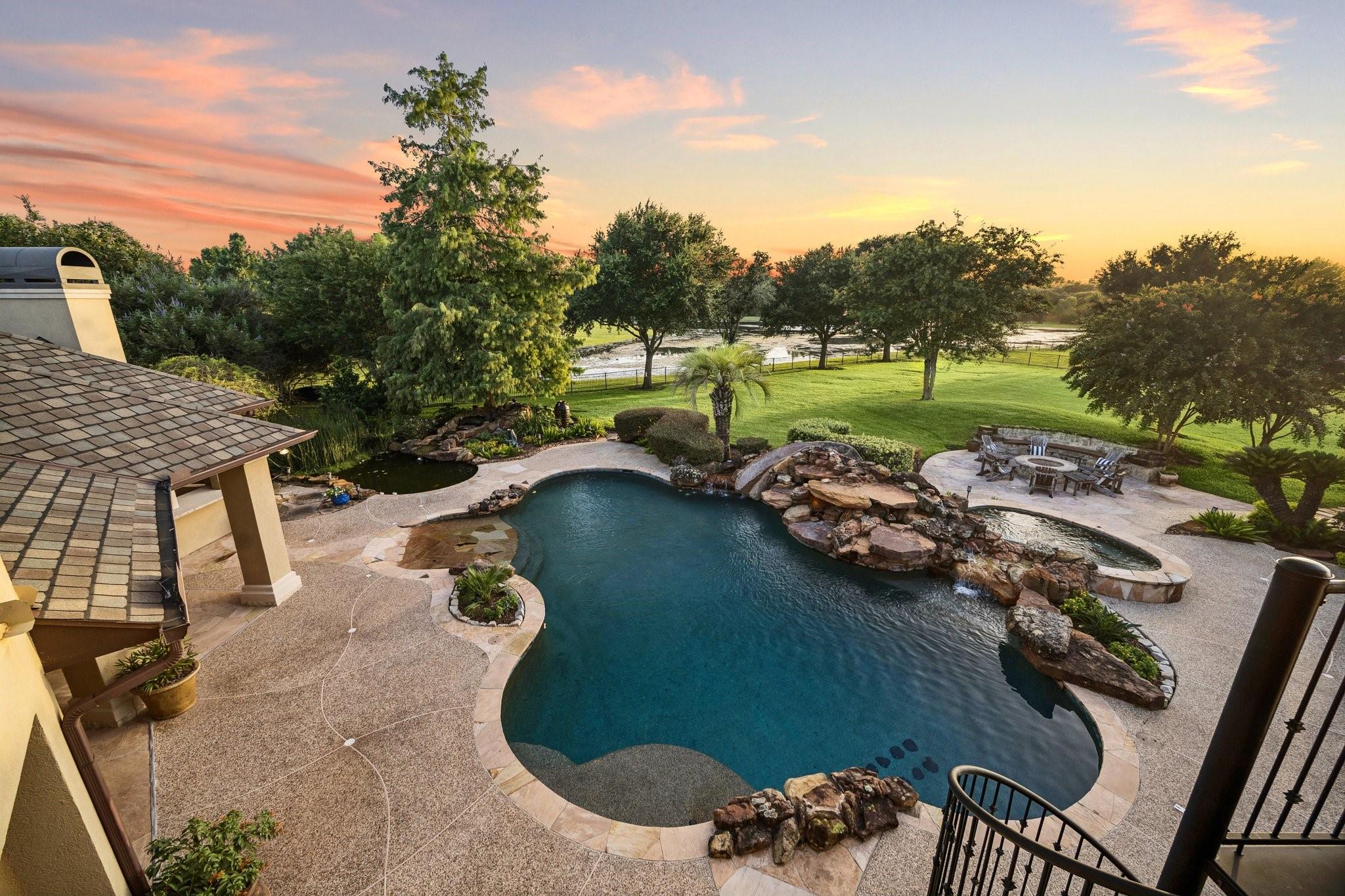 2811 Hinkles Ferry