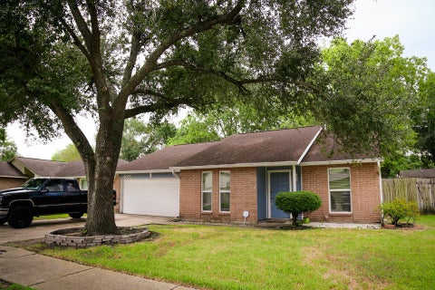 Photo of 8075 Split Pine Drive, Houston, TX 77040 (MLS # 58588411)