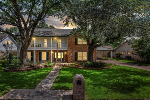 Photo of 8114 Coolshire Lane, Houston, TX 77070 (MLS # 17543463)