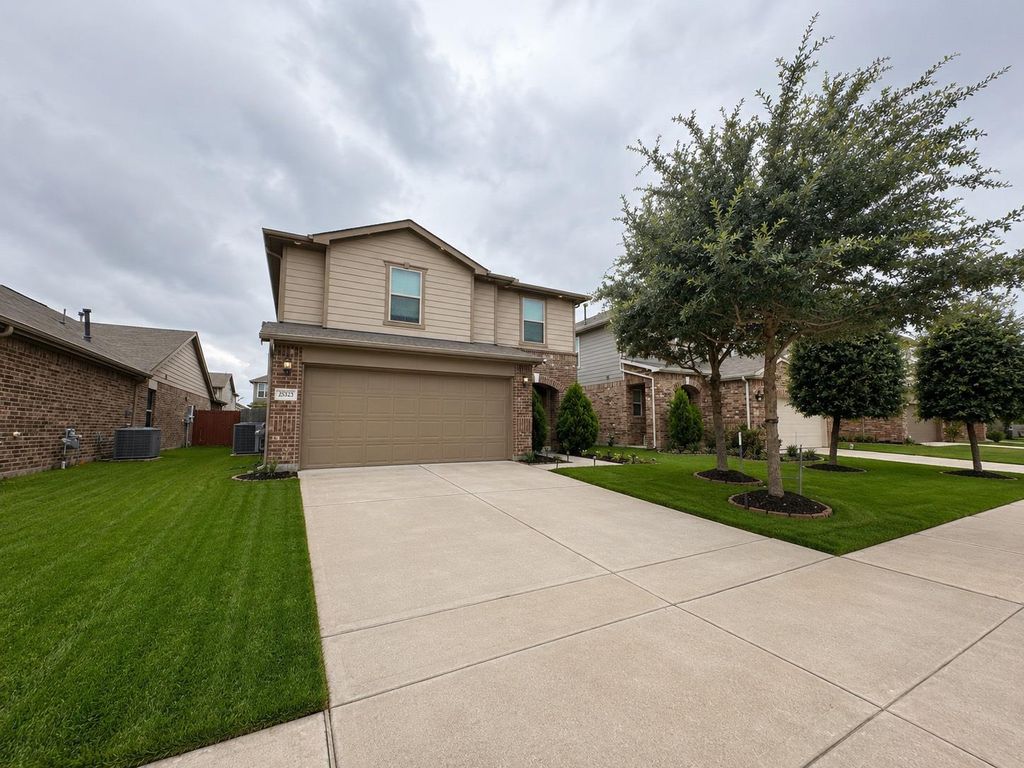 Photo of 25323 Queens Causeway Lane, Katy, TX 77493 (MLS # 49425862)