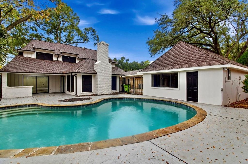 Photo of 2823 W Pebble Beach Drive, Missouri City, TX 77459 (MLS # 16881109)