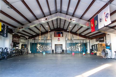 823 Seydler East Bernard TX 77435