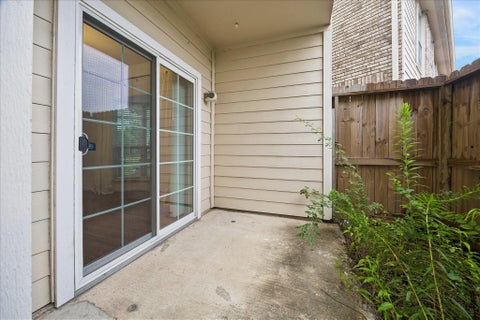 Tiny photo for 7575 Cambridge Street #502, Houston, TX 77054 (MLS # 48356647)