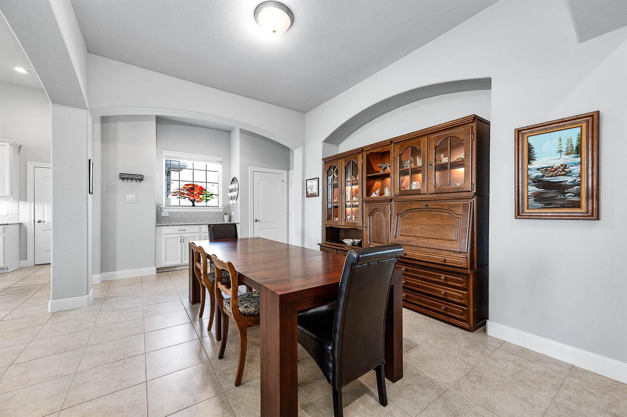 1345 Laurel Loop