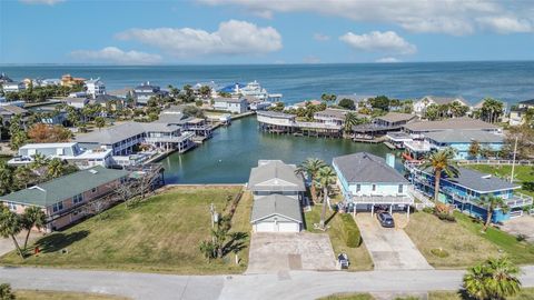 Photo of 16542 E Bayside Way, Galveston, TX 77554 (MLS # 32538802)