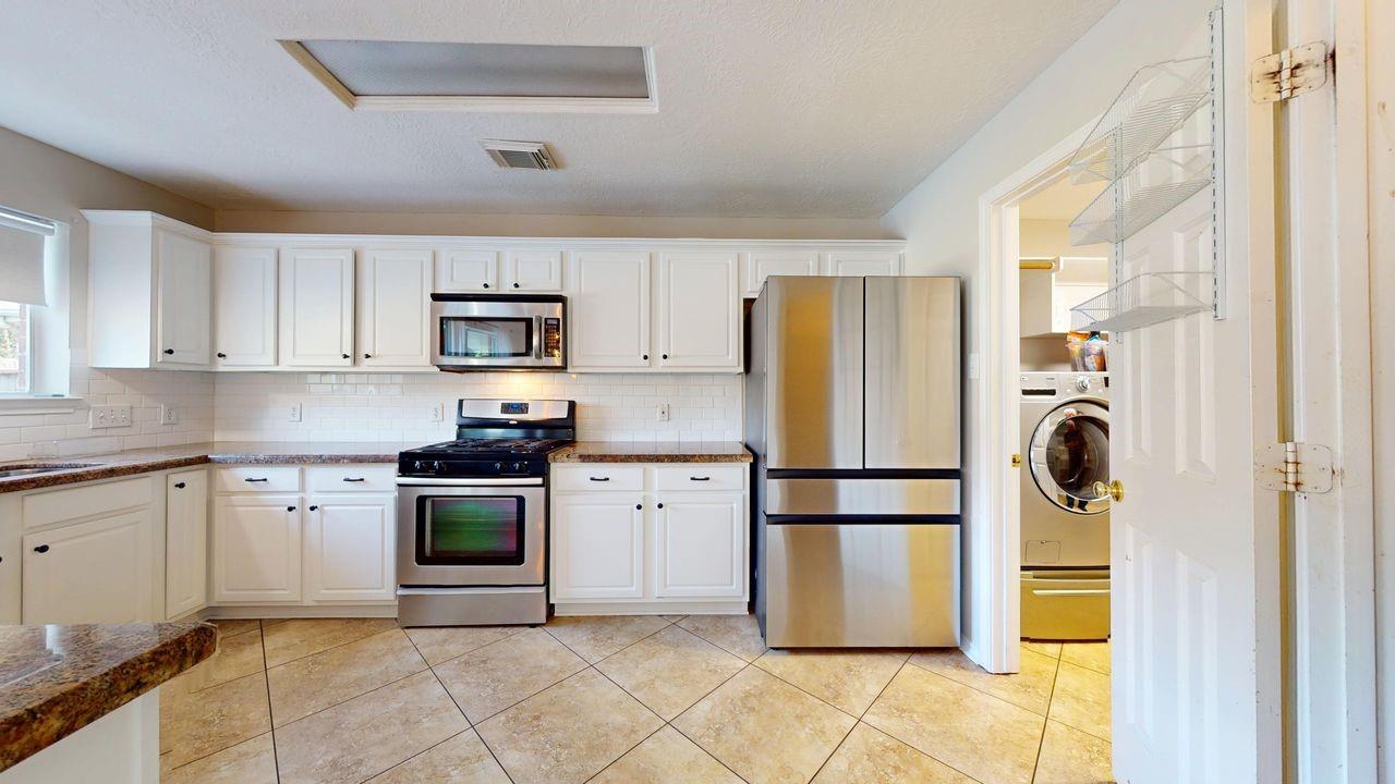 3210 Banksfield Court