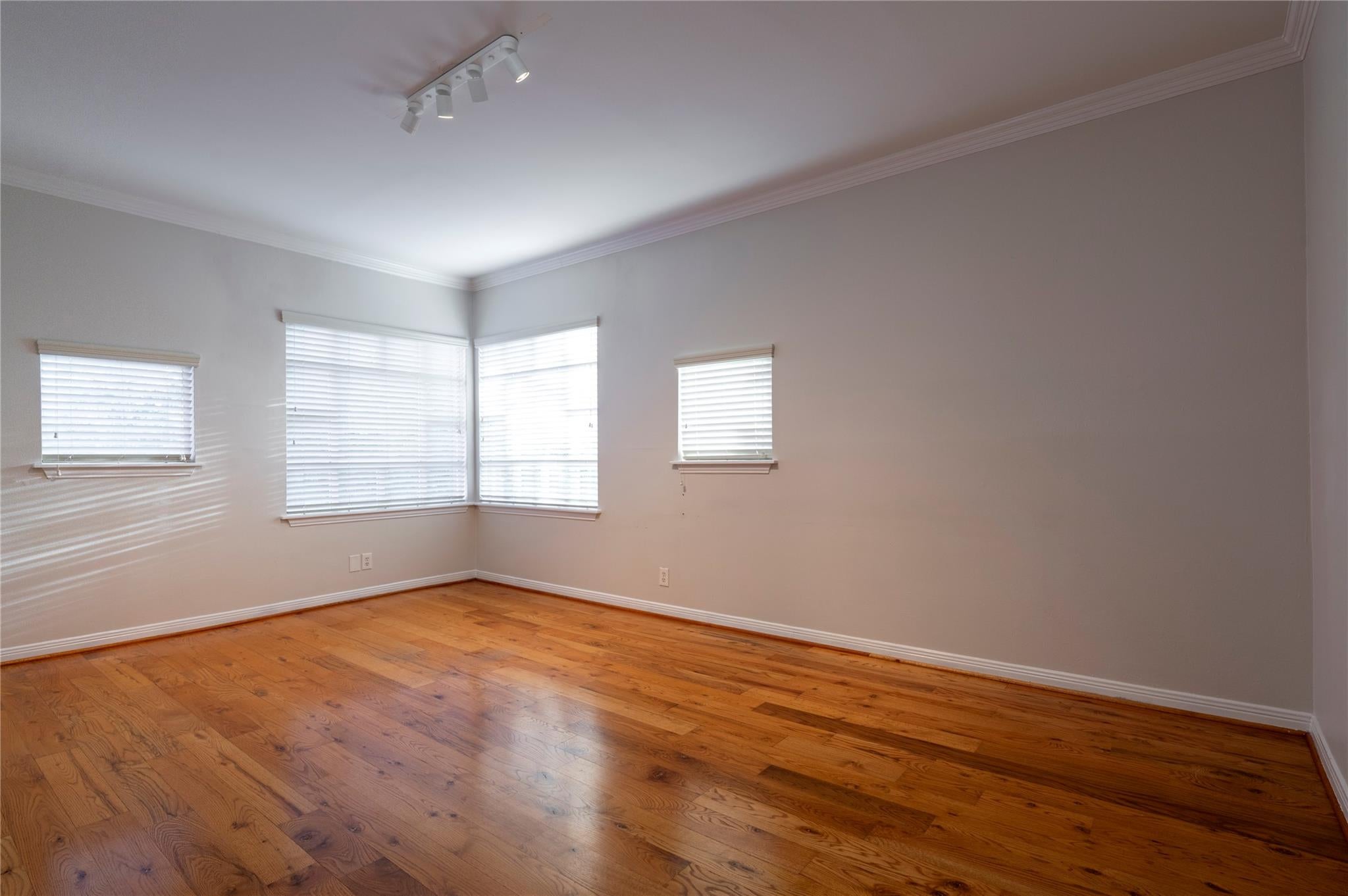 4004 Montrose Boulevard 44D