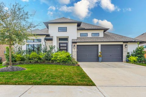Photo of 628 Santa Rosa Hills Drive, Katy, TX 77493 (MLS # 6427800)