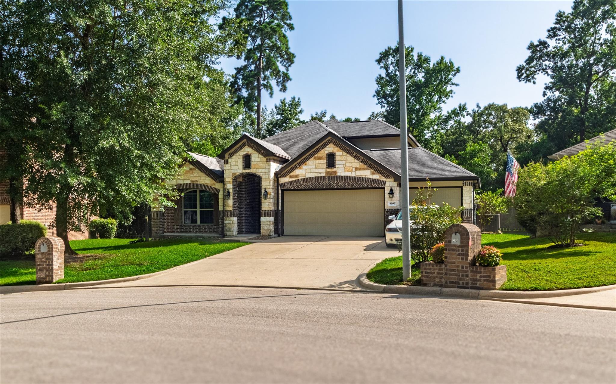 8992 S Comanche Circle