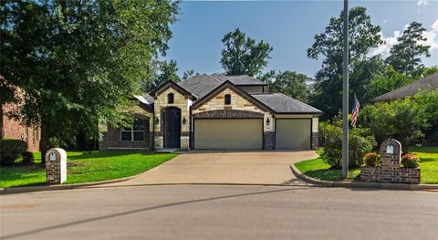 Photo of 8992 S Comanche Circle, Willis, TX 77378 (MLS # 86504748)