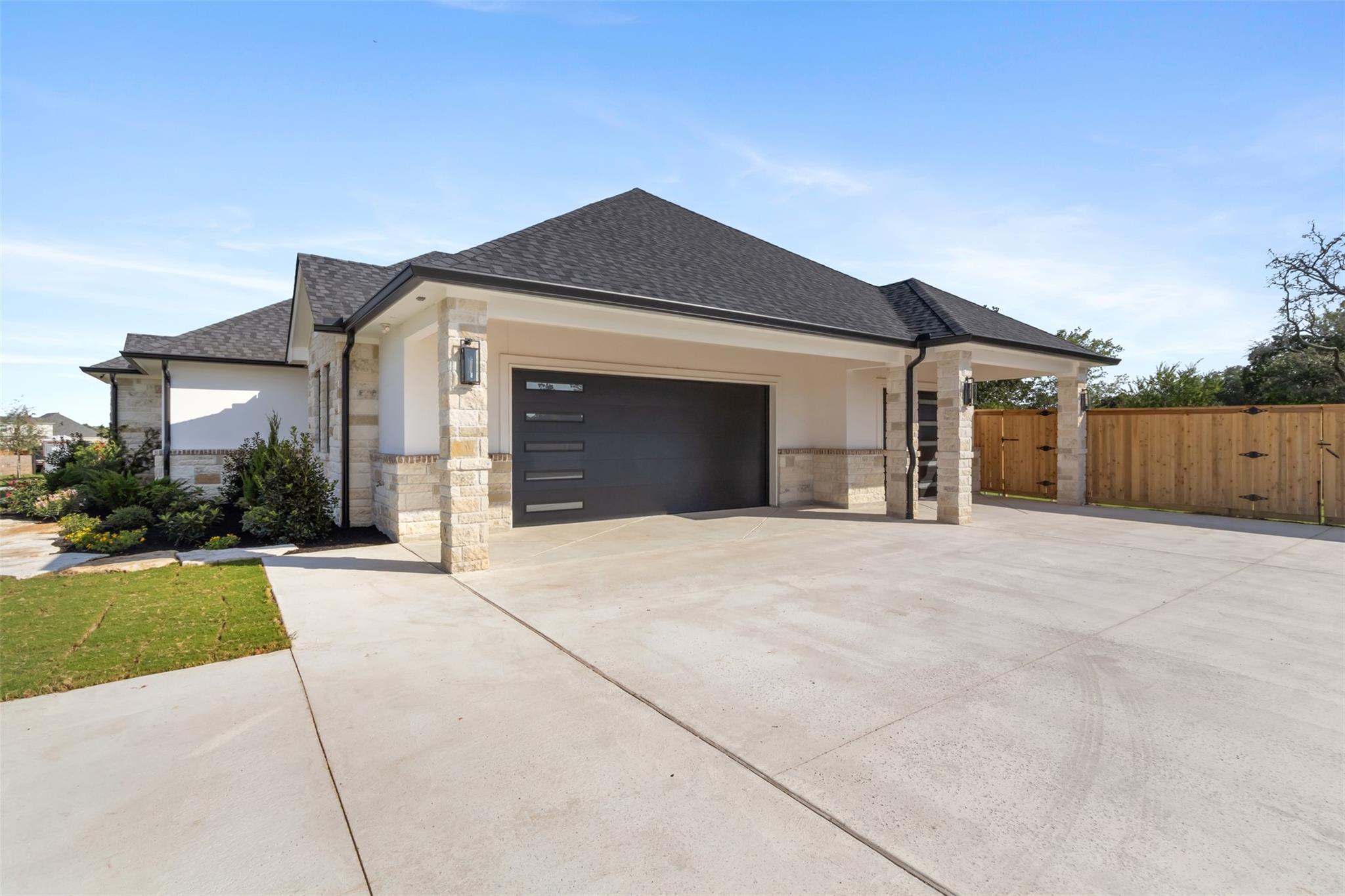 4712 Foxglove Court